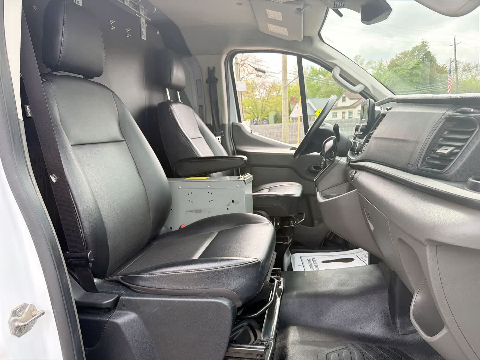 Thumbnail: 2020 Ford Transit Series - 21
