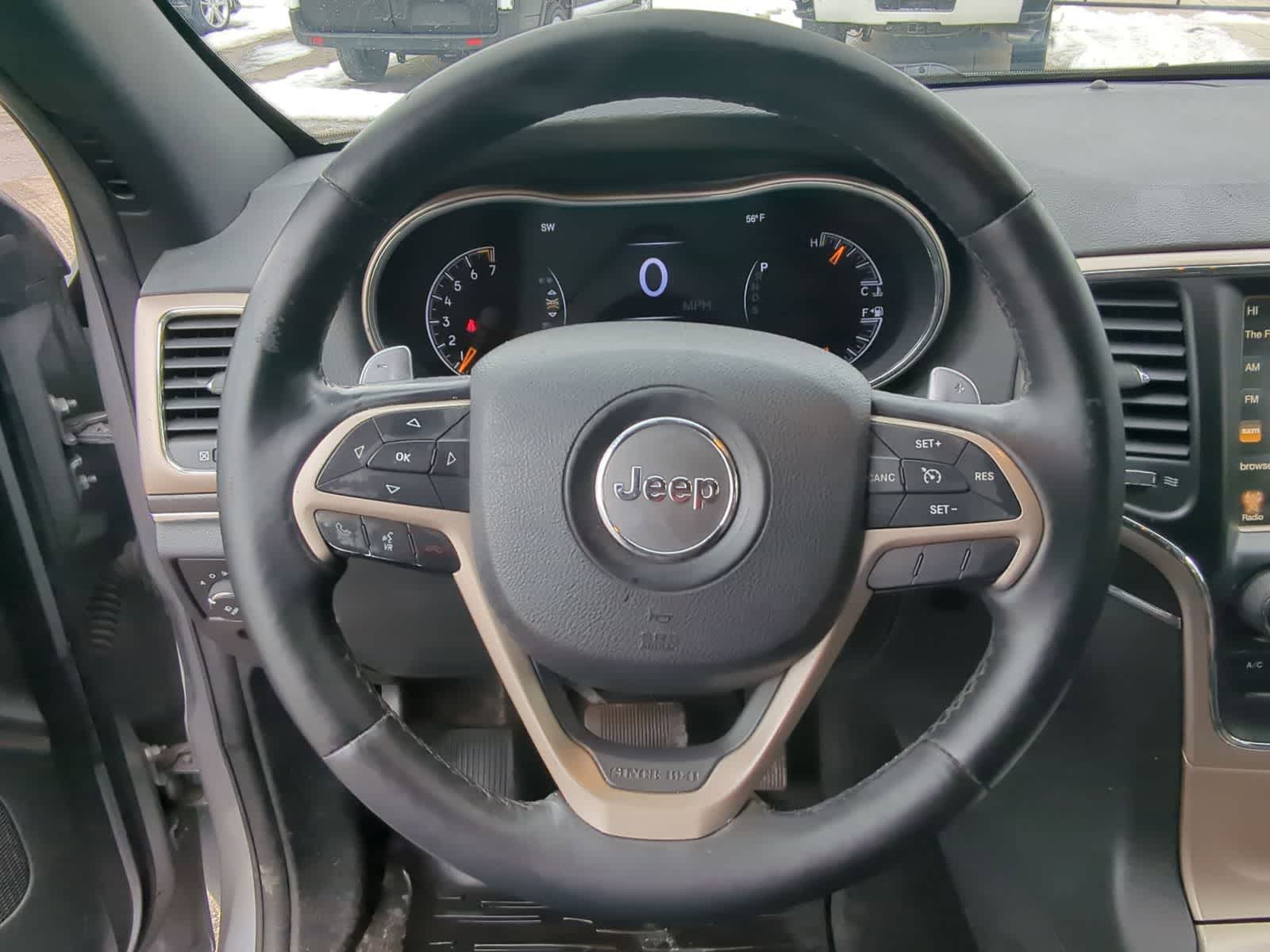 Thumbnail: 2015 Jeep Grand Cherokee - 28