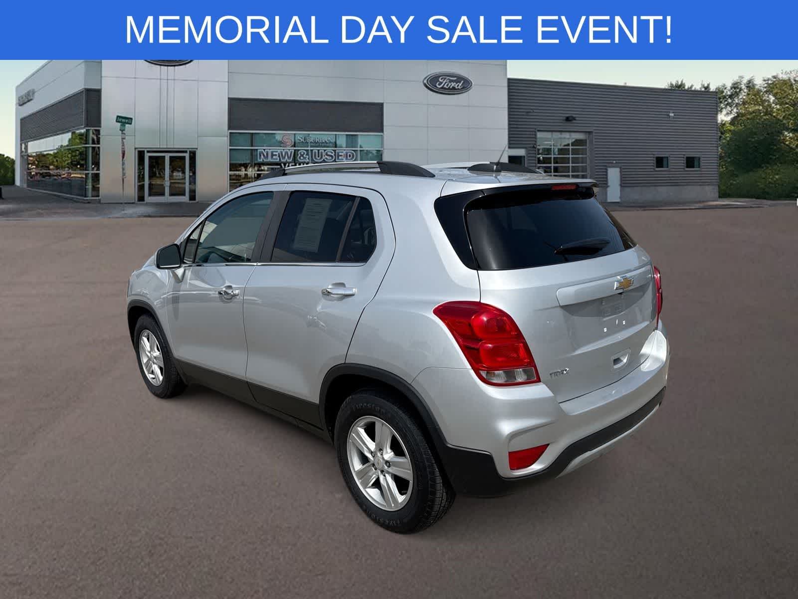 Thumbnail: 2020 Chevrolet Trax - 8