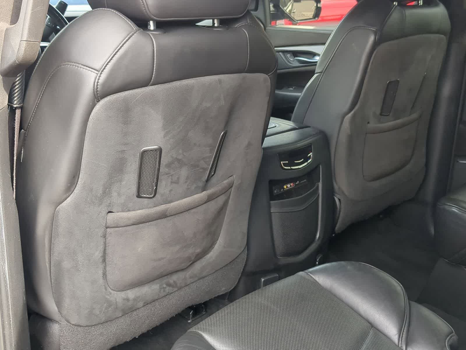 Thumbnail: 2016 Cadillac Escalade - 24