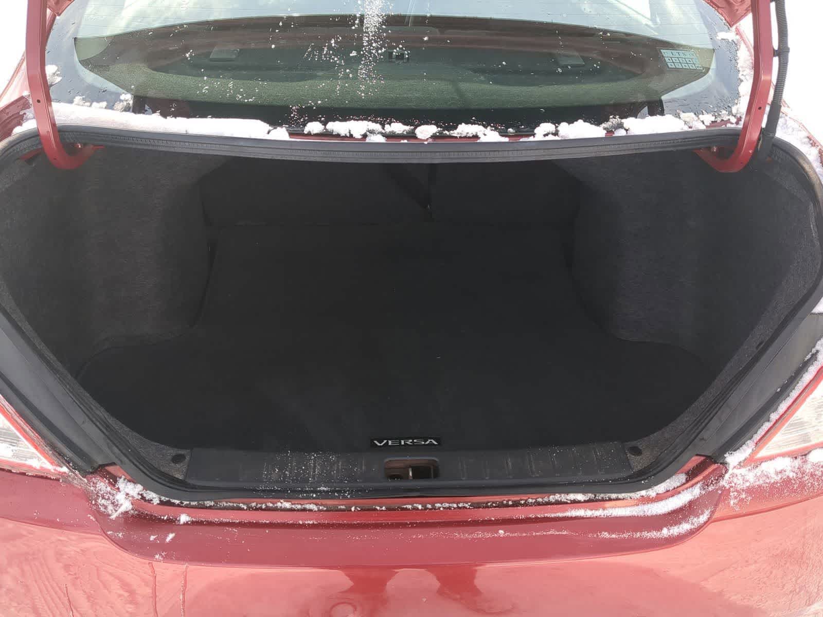 Thumbnail: 2019 Nissan Versa - 36