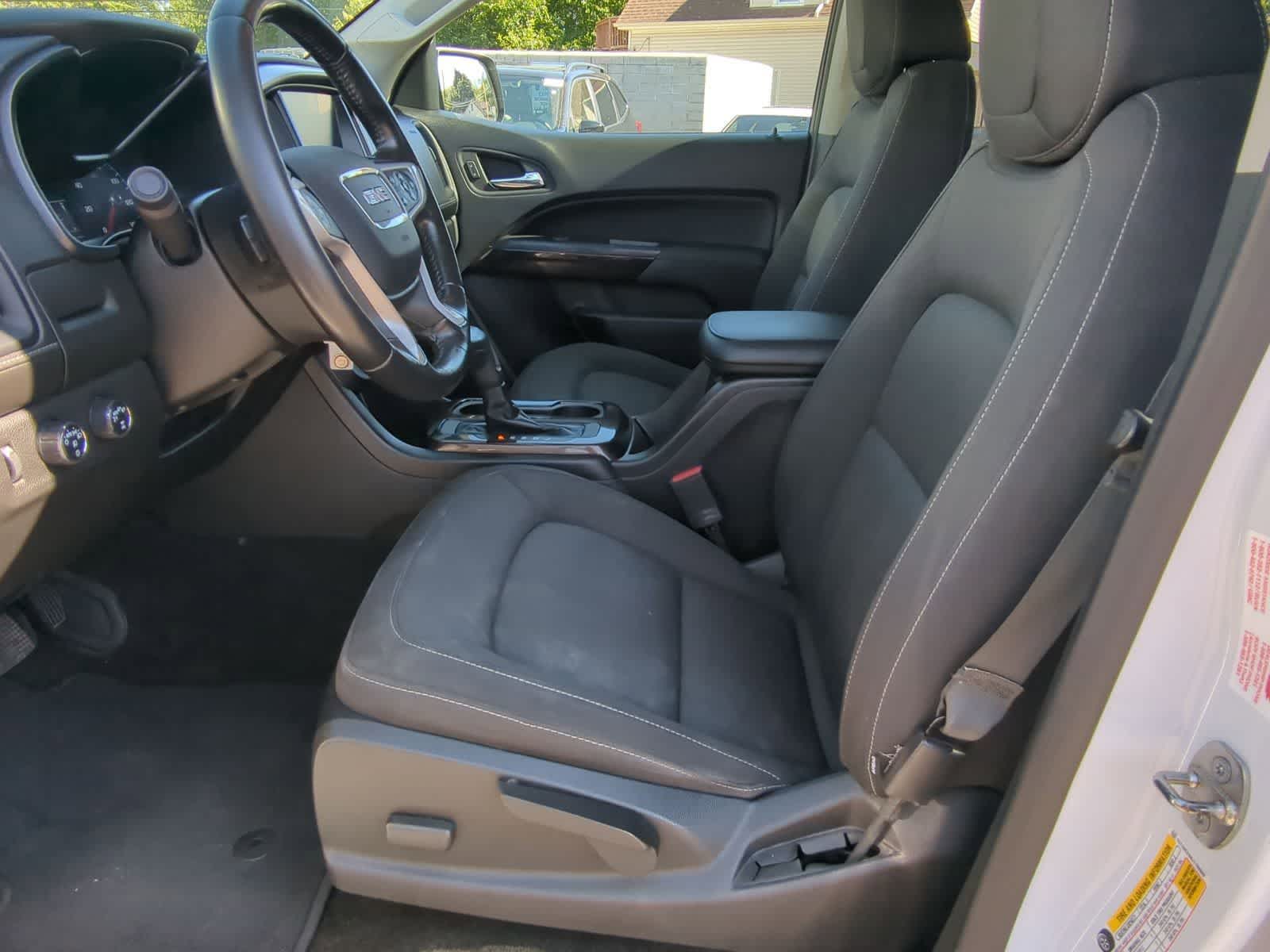 Thumbnail: 2018 GMC Canyon - 19