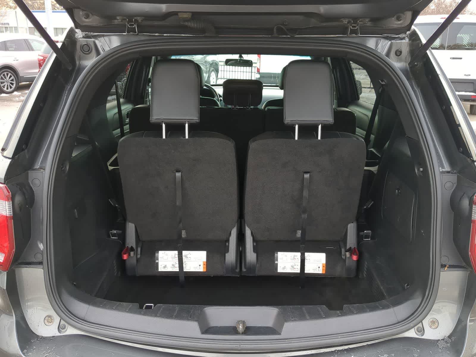 Thumbnail: 2016 Ford Explorer - 39