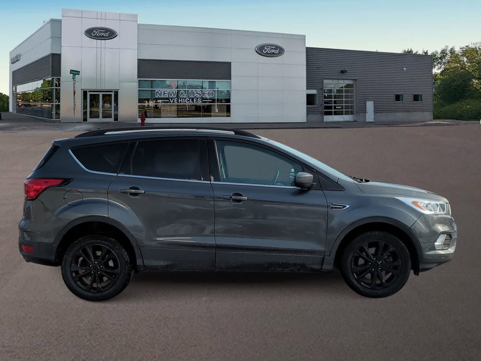 Thumbnail: 2019 Ford Escape - 12