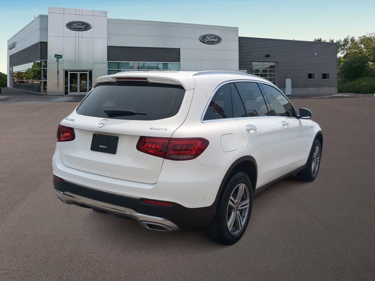 Thumbnail: 2022 Mercedes-Benz GLC - 8