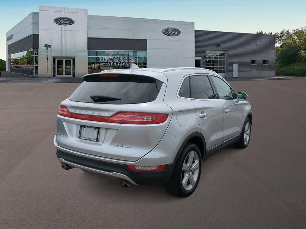 Thumbnail: 2018 Lincoln MKC - 11