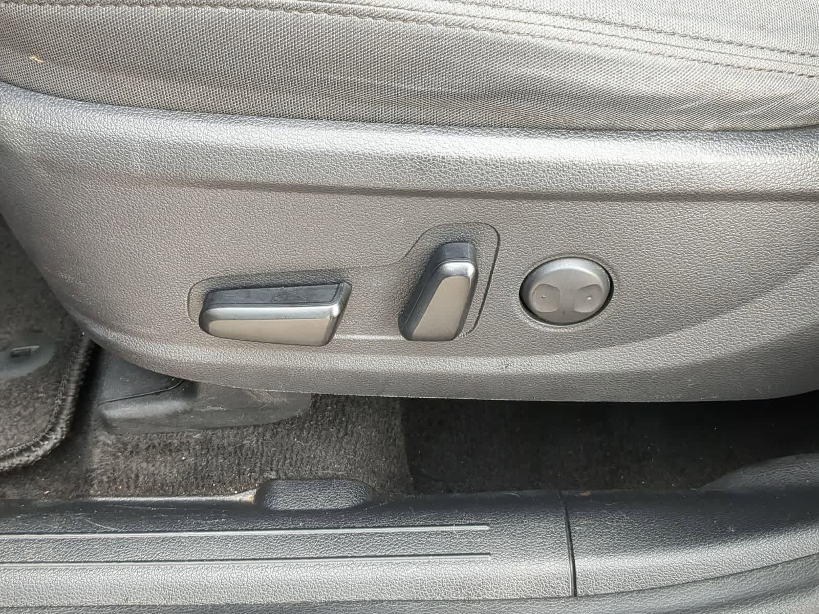 Thumbnail: 2021 Hyundai Santa Fe - 19