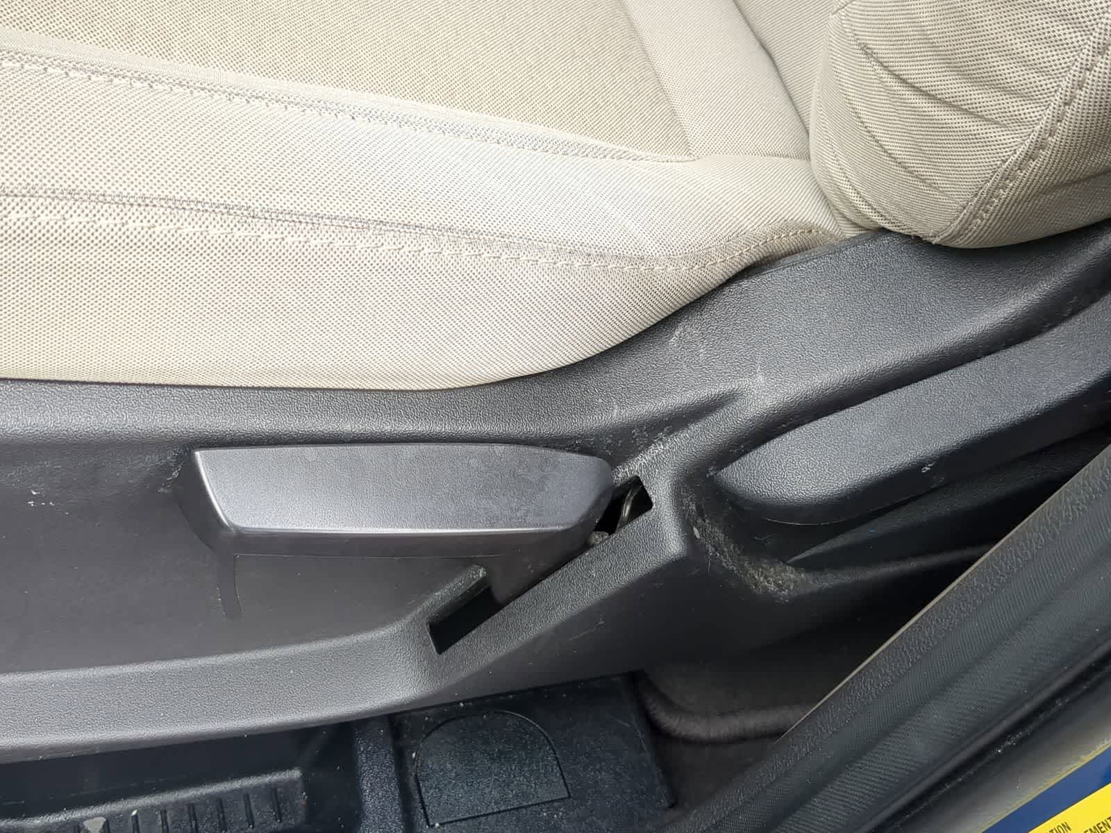 Thumbnail: 2017 Ford Escape - 19