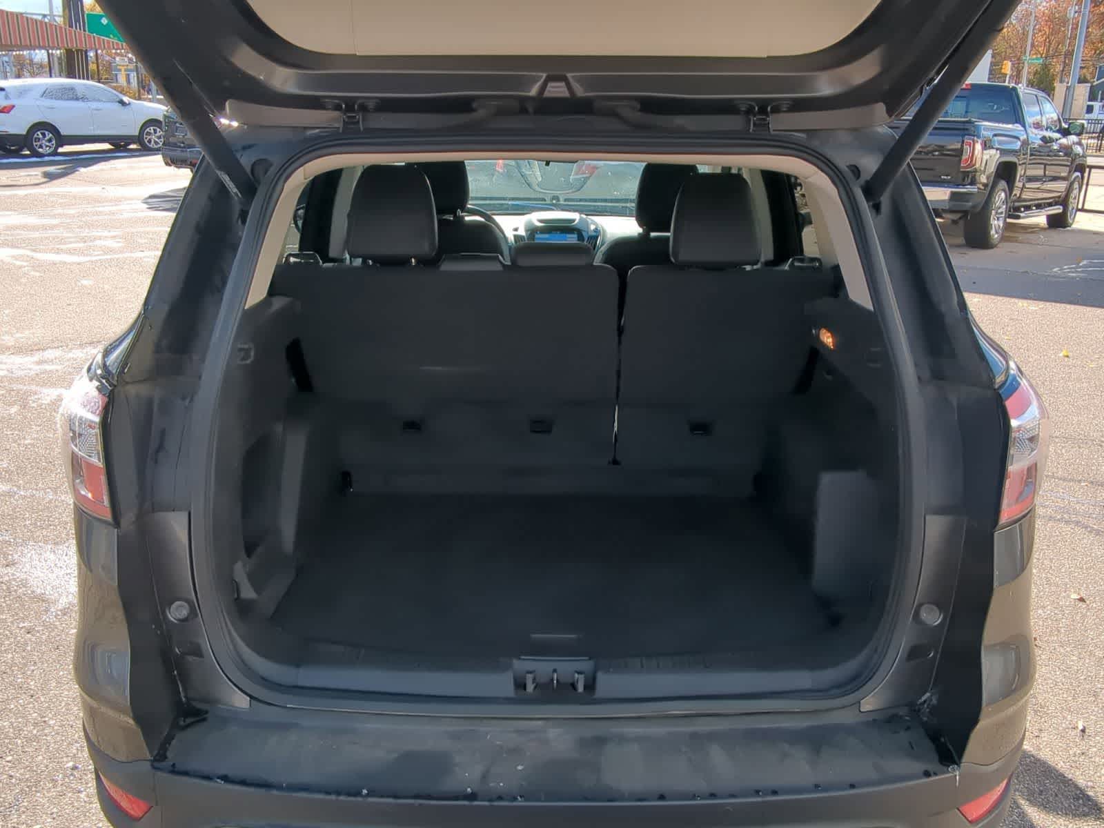 Thumbnail: 2018 Ford Escape - 34