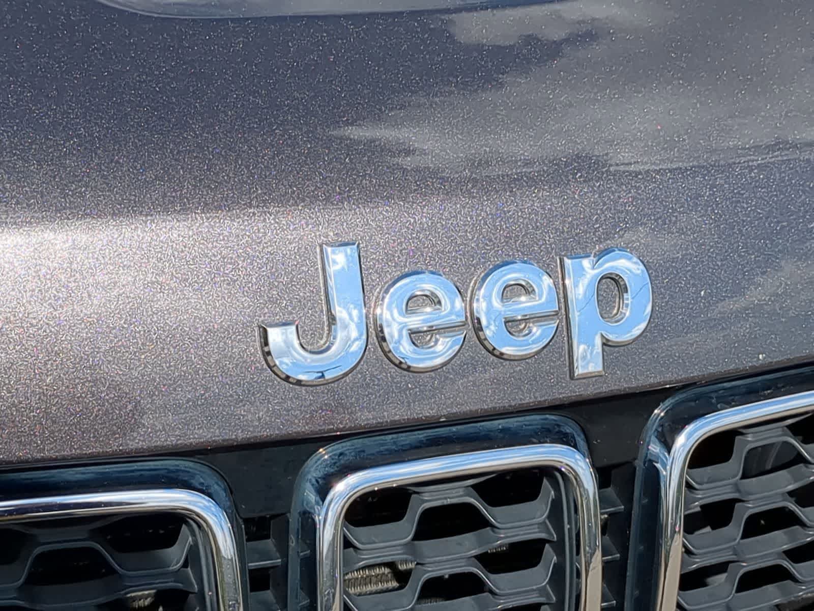 Thumbnail: 2019 Jeep Grand Cherokee - 16