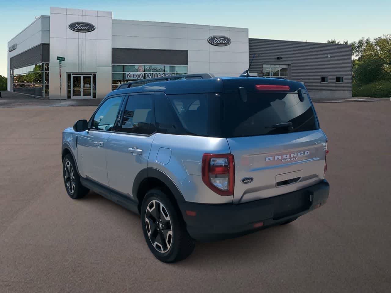 Thumbnail: 2021 Ford Bronco Sport - 8