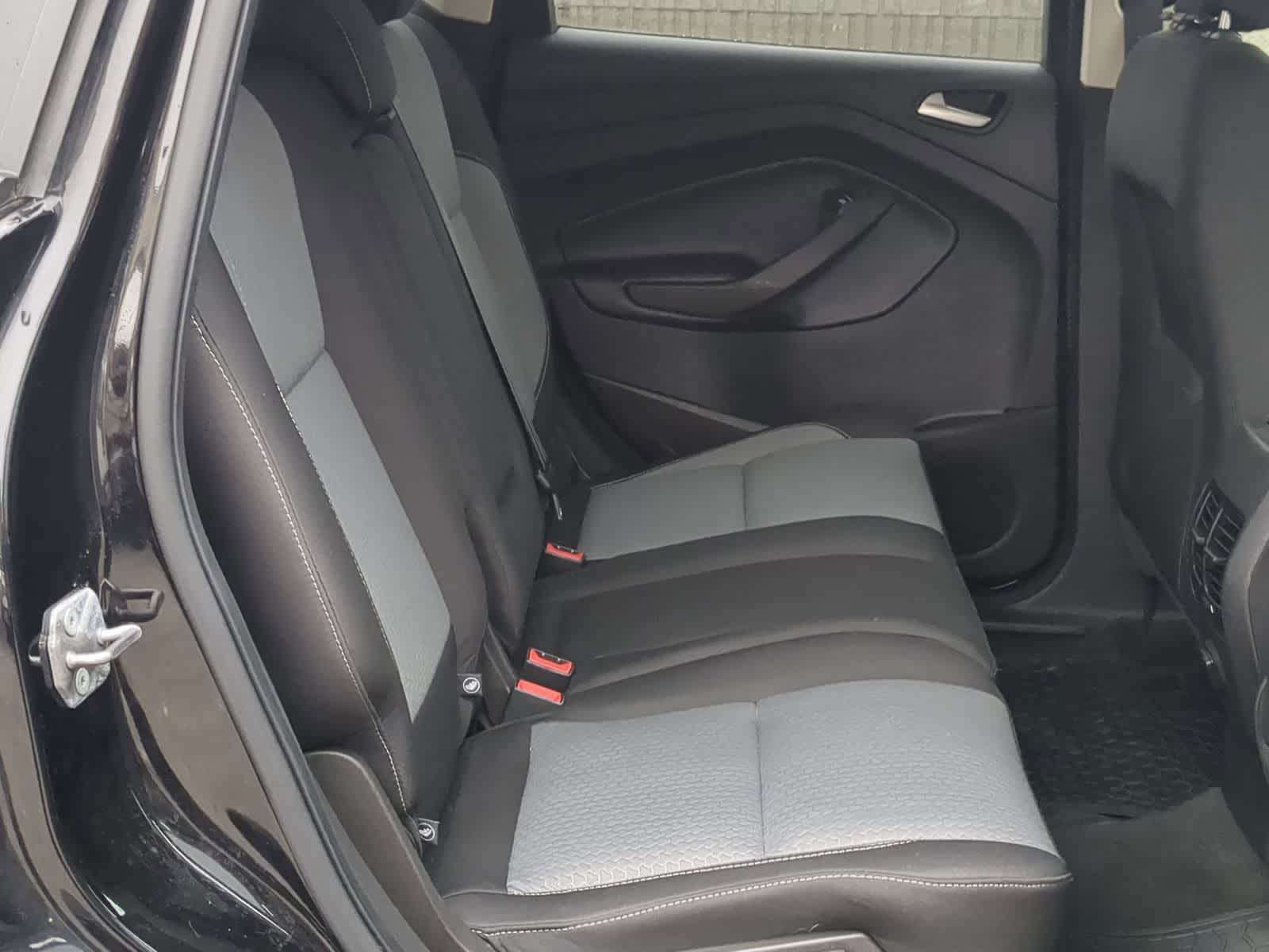 Thumbnail: 2019 Ford Escape - 23