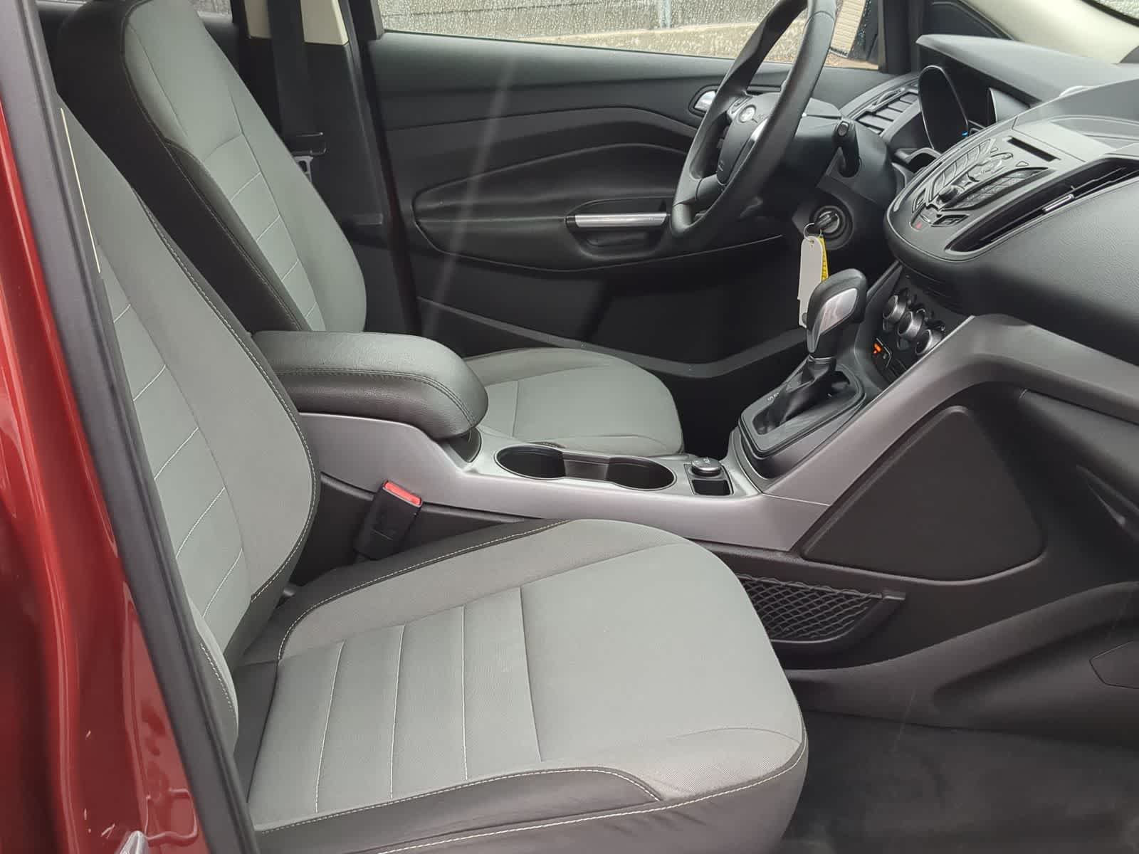 Thumbnail: 2016 Ford Escape - 23