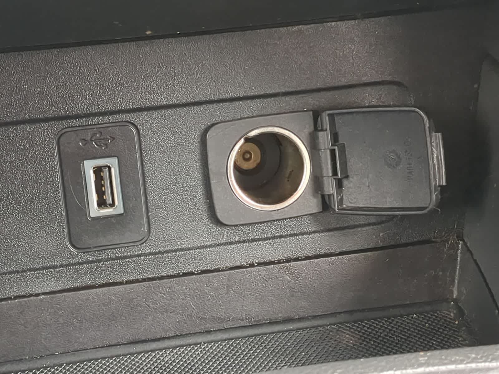 Thumbnail: 2017 Ford Escape - 31