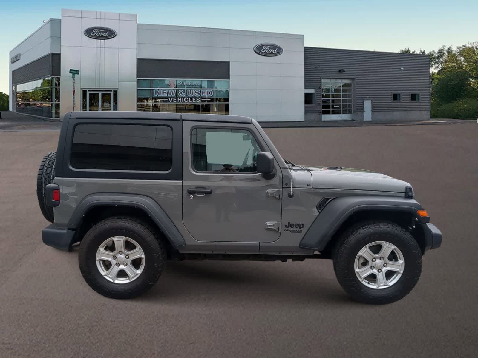 Thumbnail: 2021 Jeep Wrangler - 12