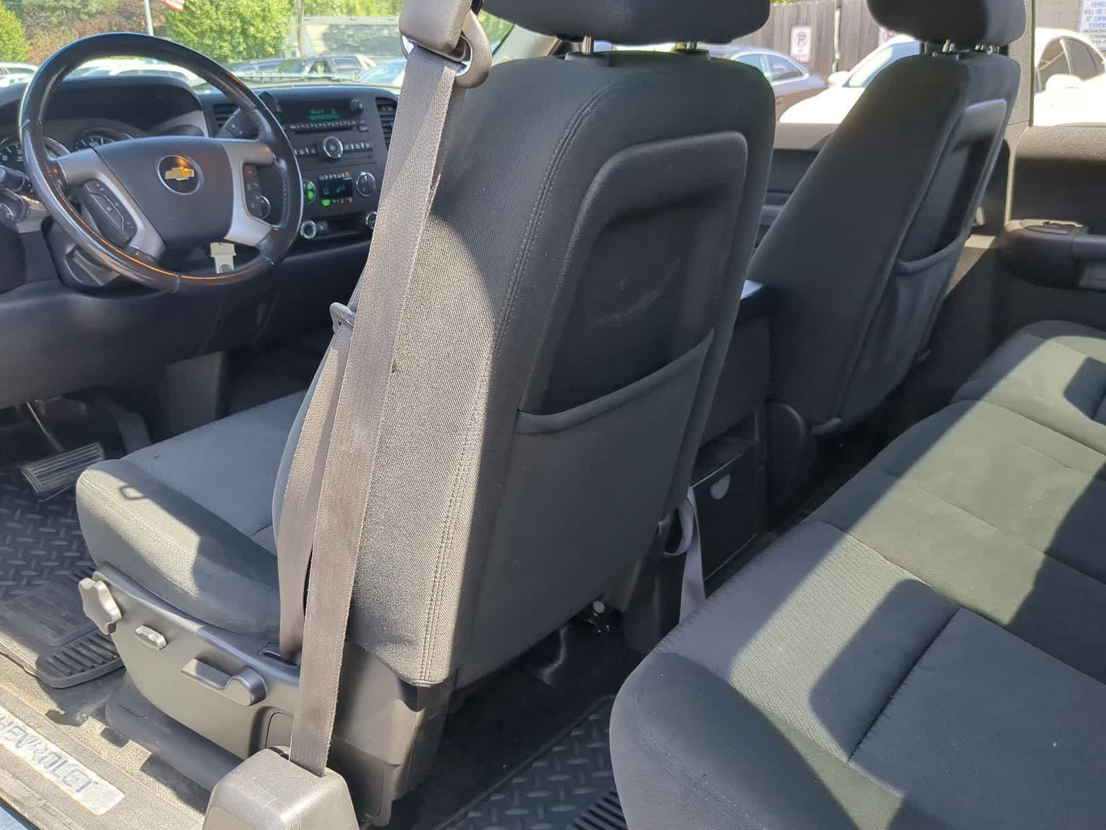 Thumbnail: 2011 Chevrolet Silverado 1500 - 24