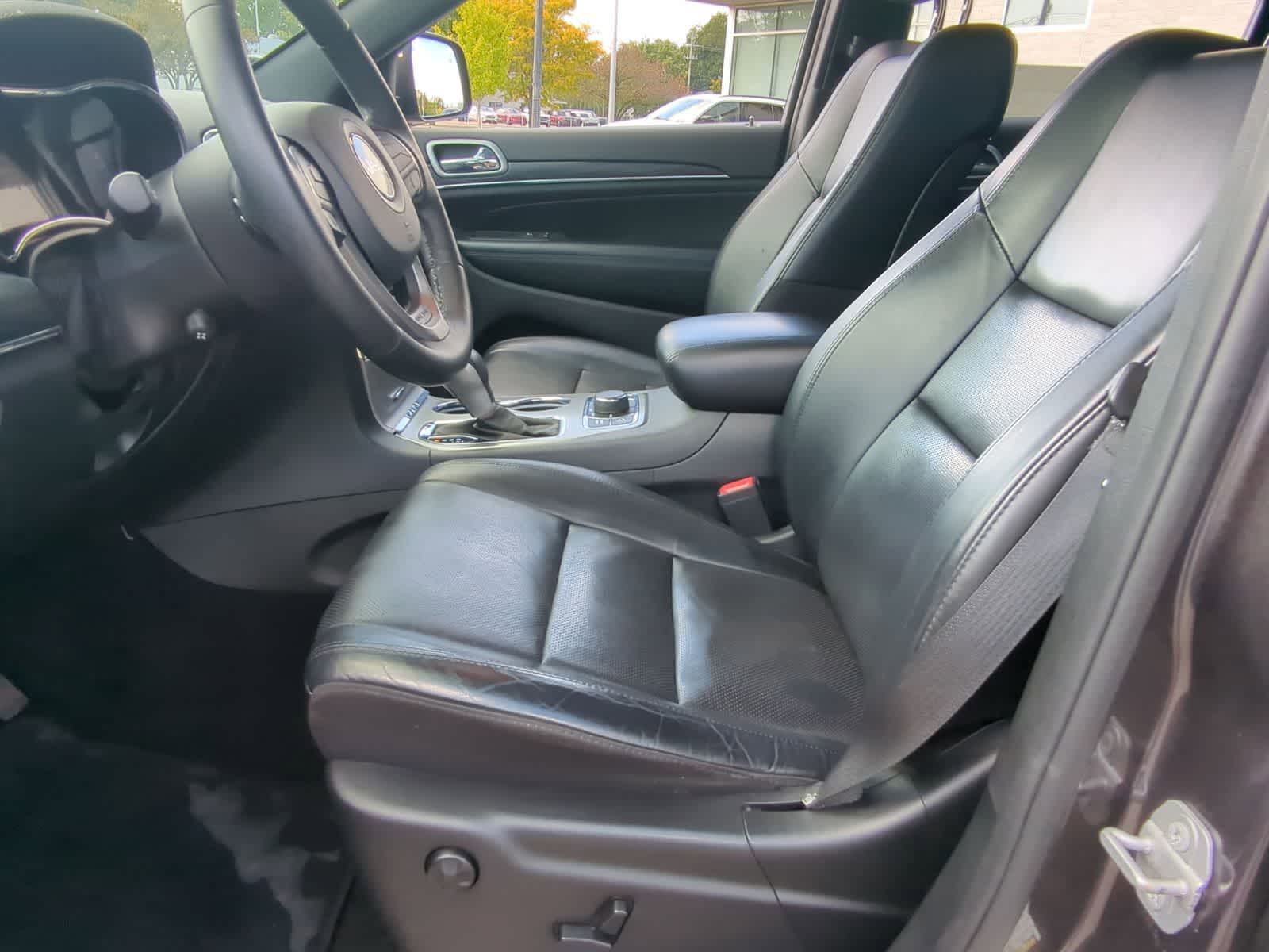Thumbnail: 2019 Jeep Grand Cherokee - 22