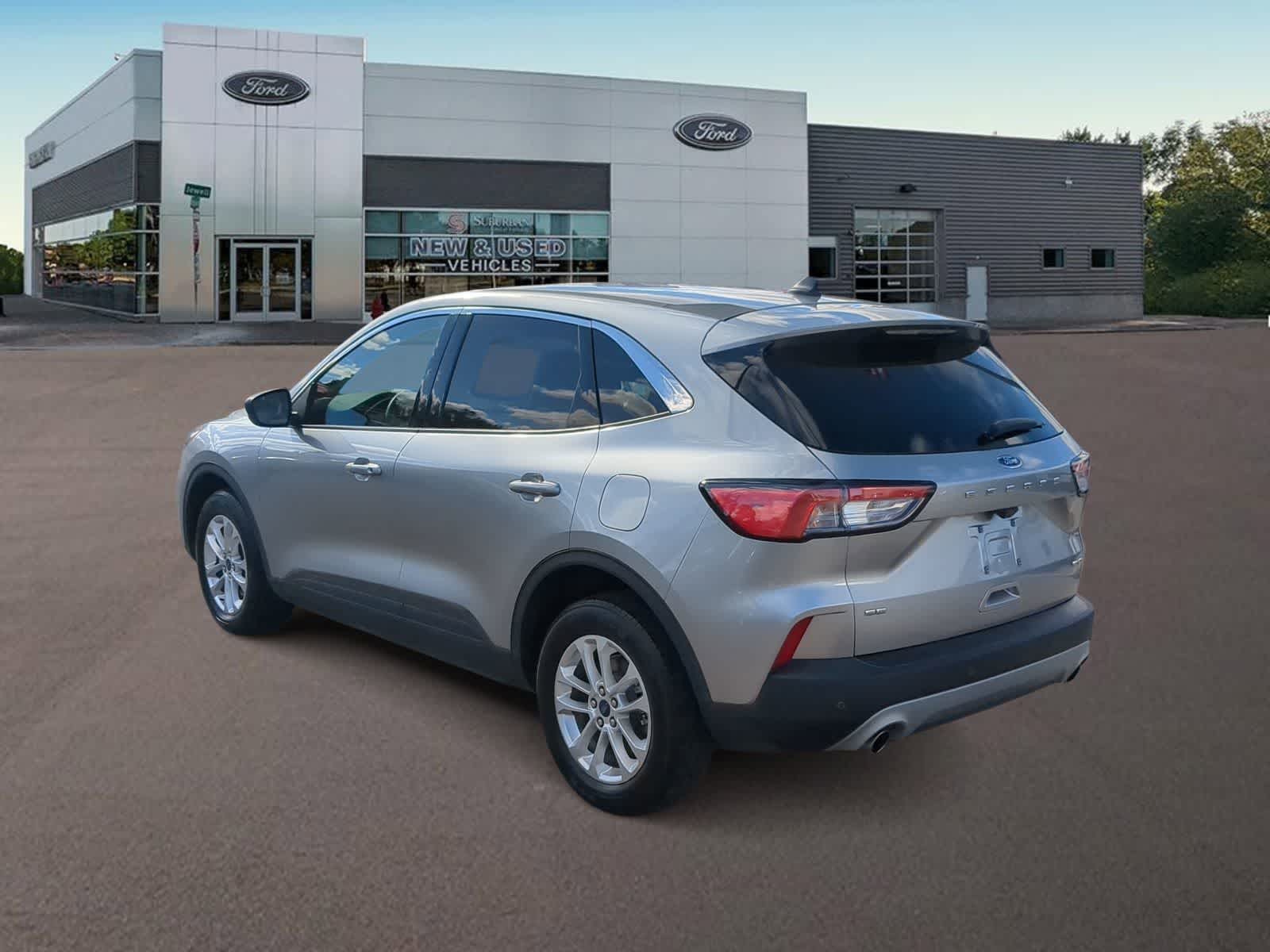 Thumbnail: 2022 Ford Escape - 8