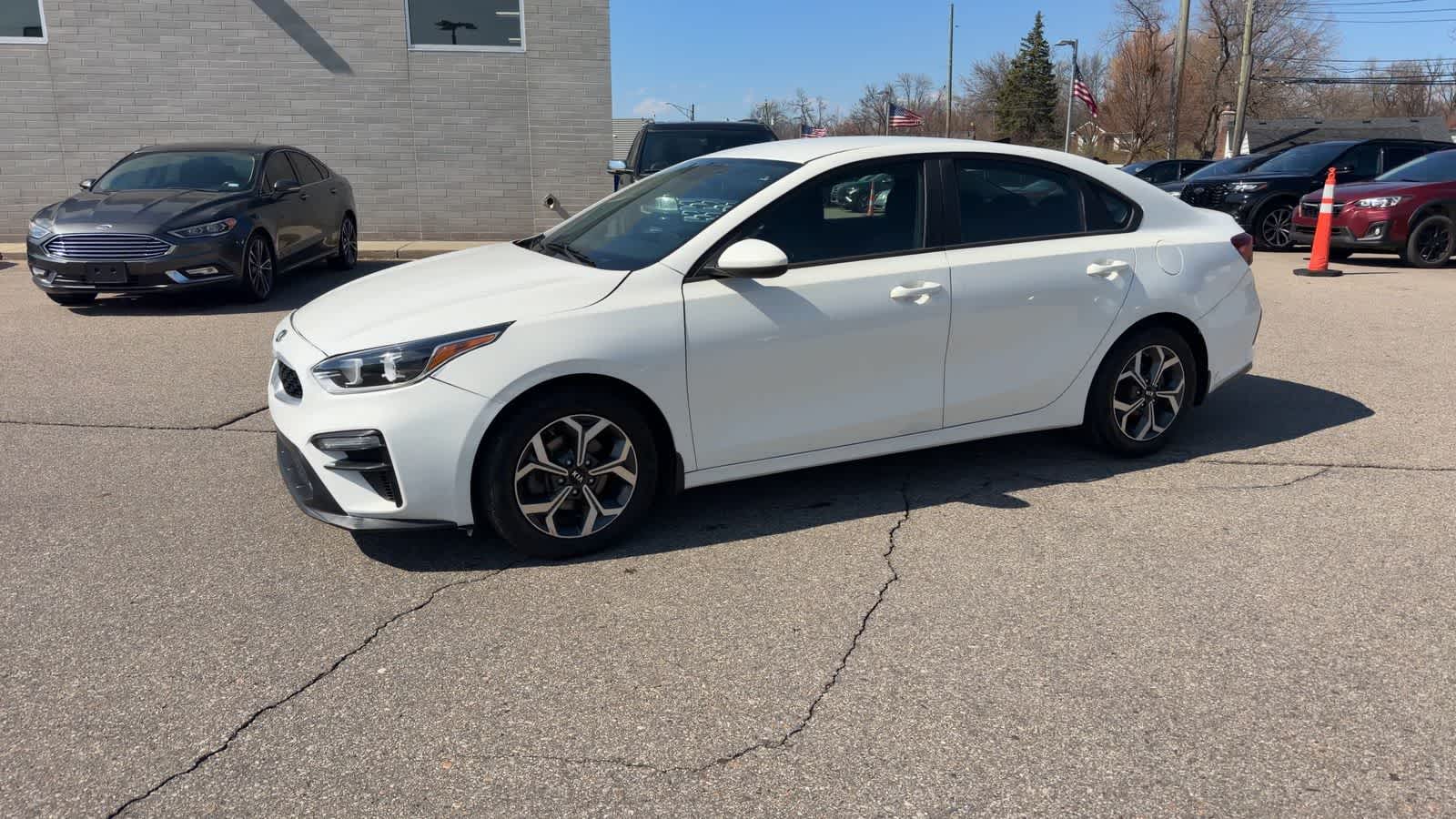 Thumbnail: 2019 Kia Forte - 5