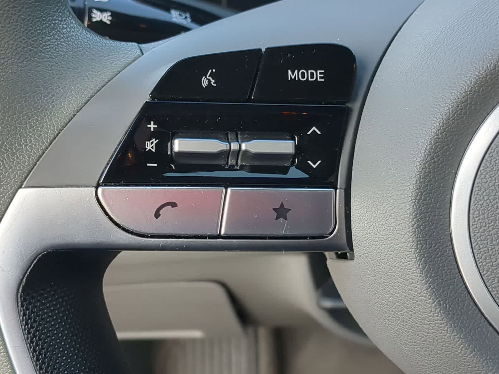 Thumbnail: 2024 Hyundai Elantra - 25