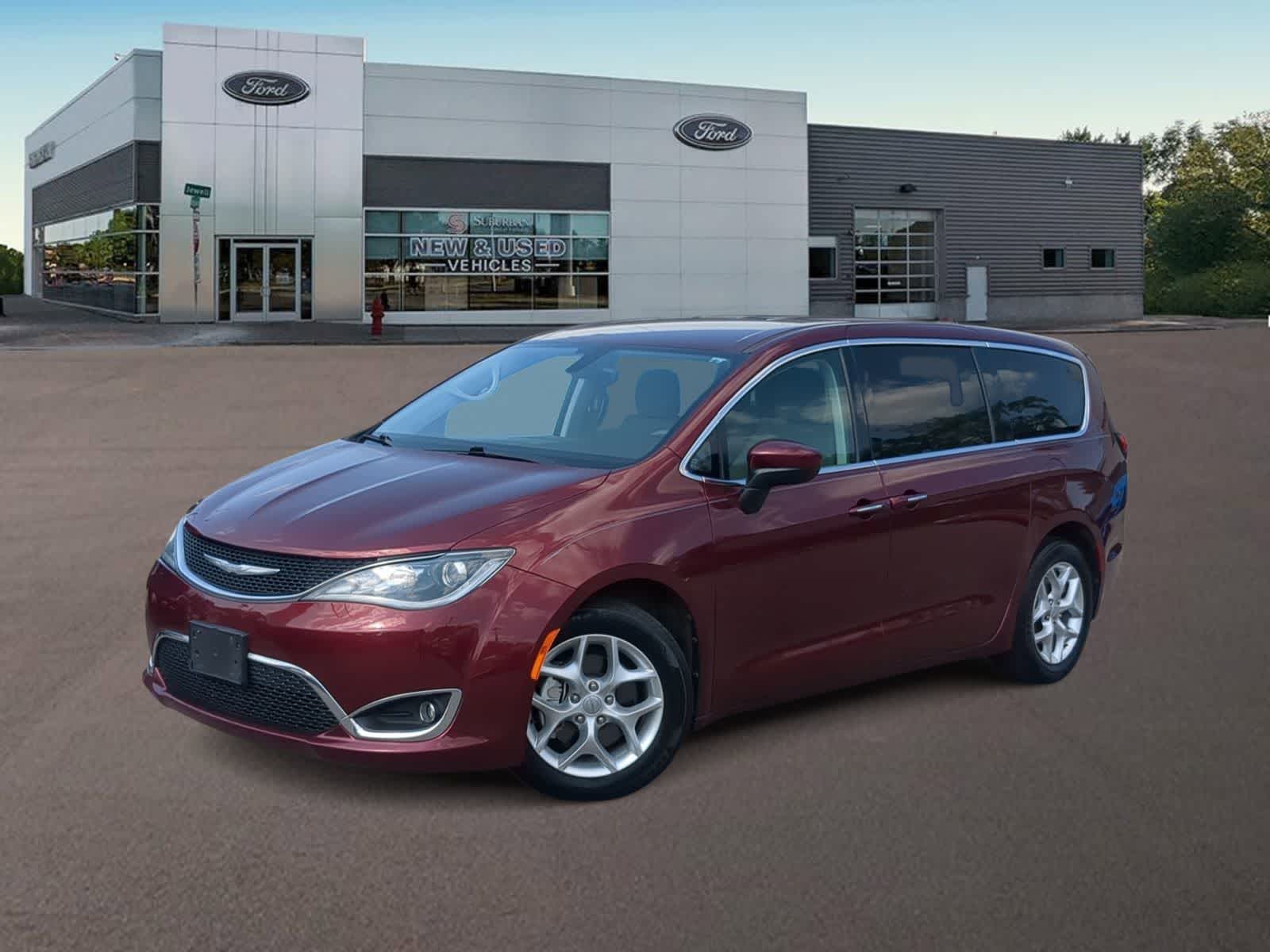 2017 Chrysler Pacifica Touring Plus -
                  Ferndale, MI