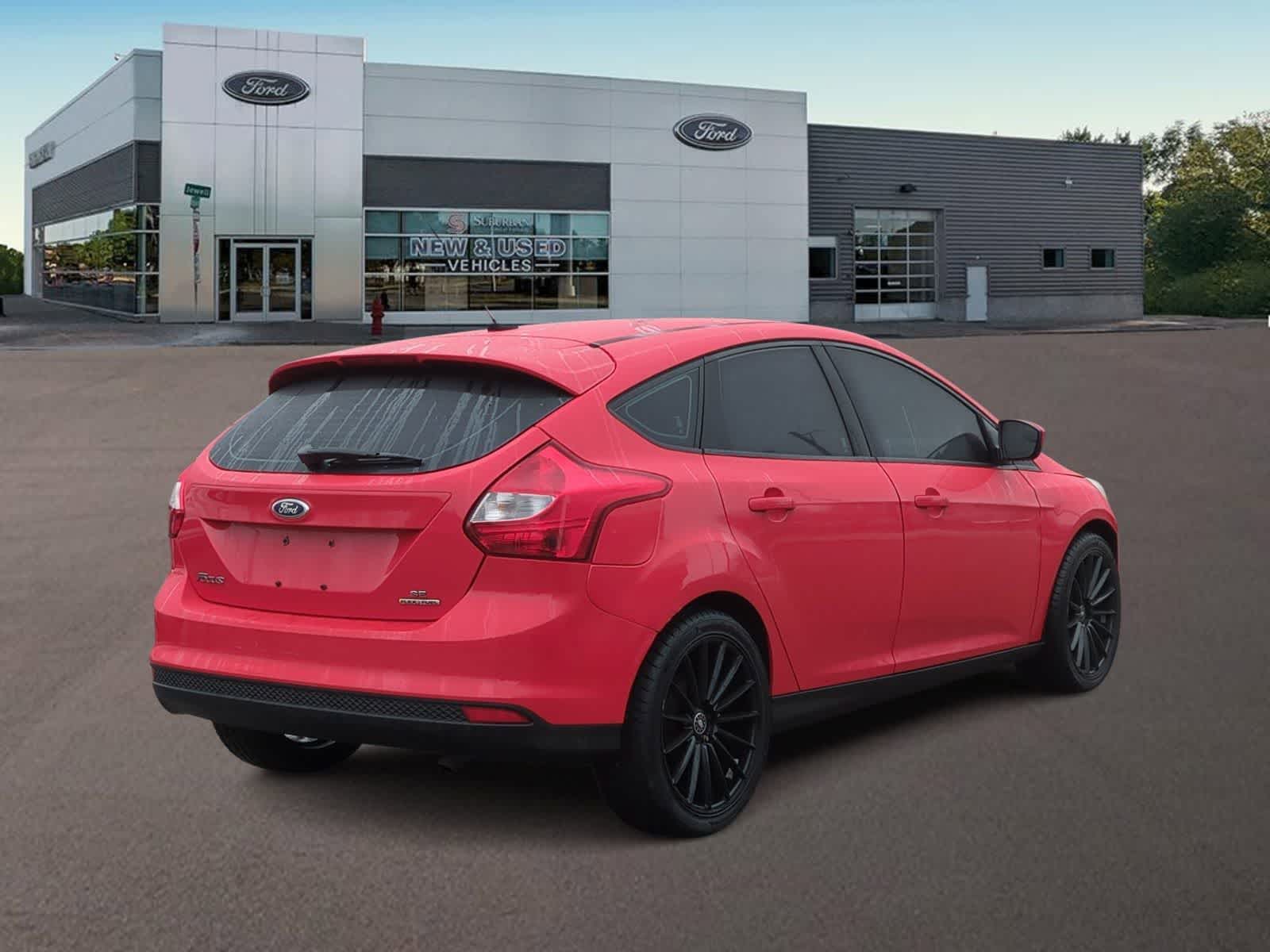 Thumbnail: 2012 Ford Focus - 9