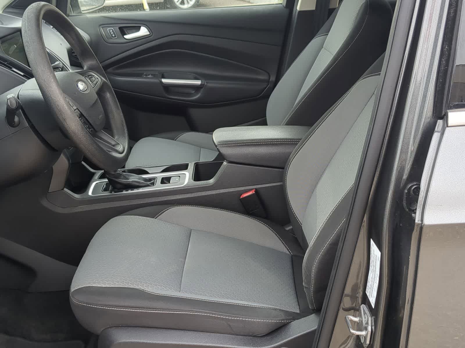 Thumbnail: 2019 Ford Escape - 19