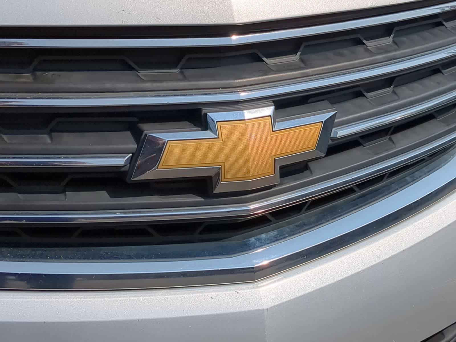 Thumbnail: 2014 Chevrolet Traverse - 16