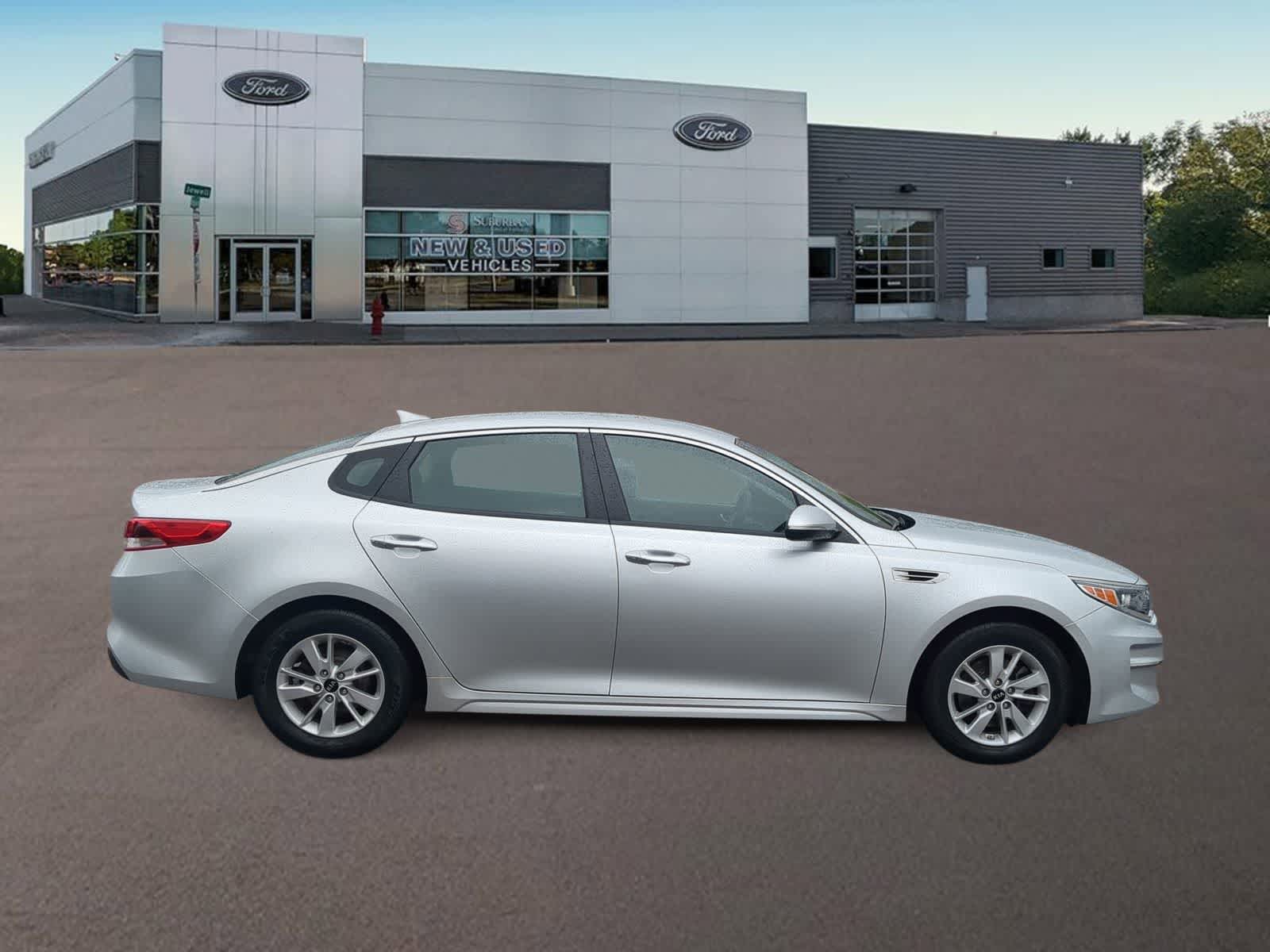Thumbnail: 2016 Kia Optima - 12