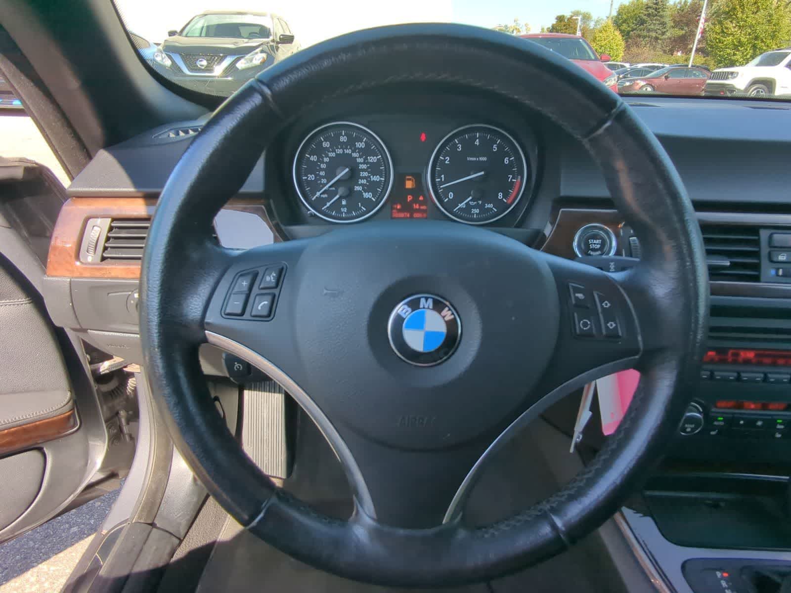 Thumbnail: 2010 BMW 3 Series - 28