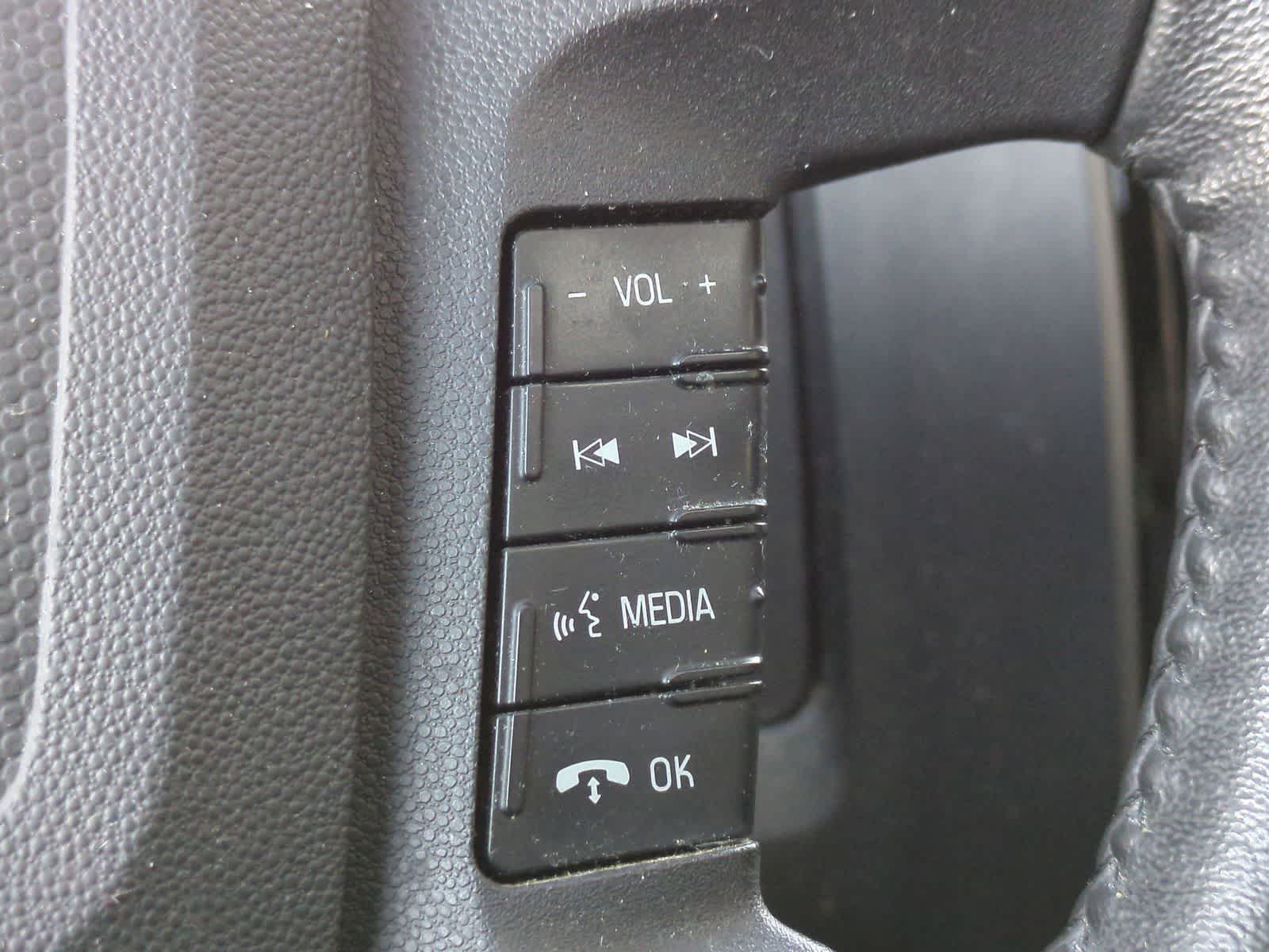 Thumbnail: 2011 Ford Escape - 30