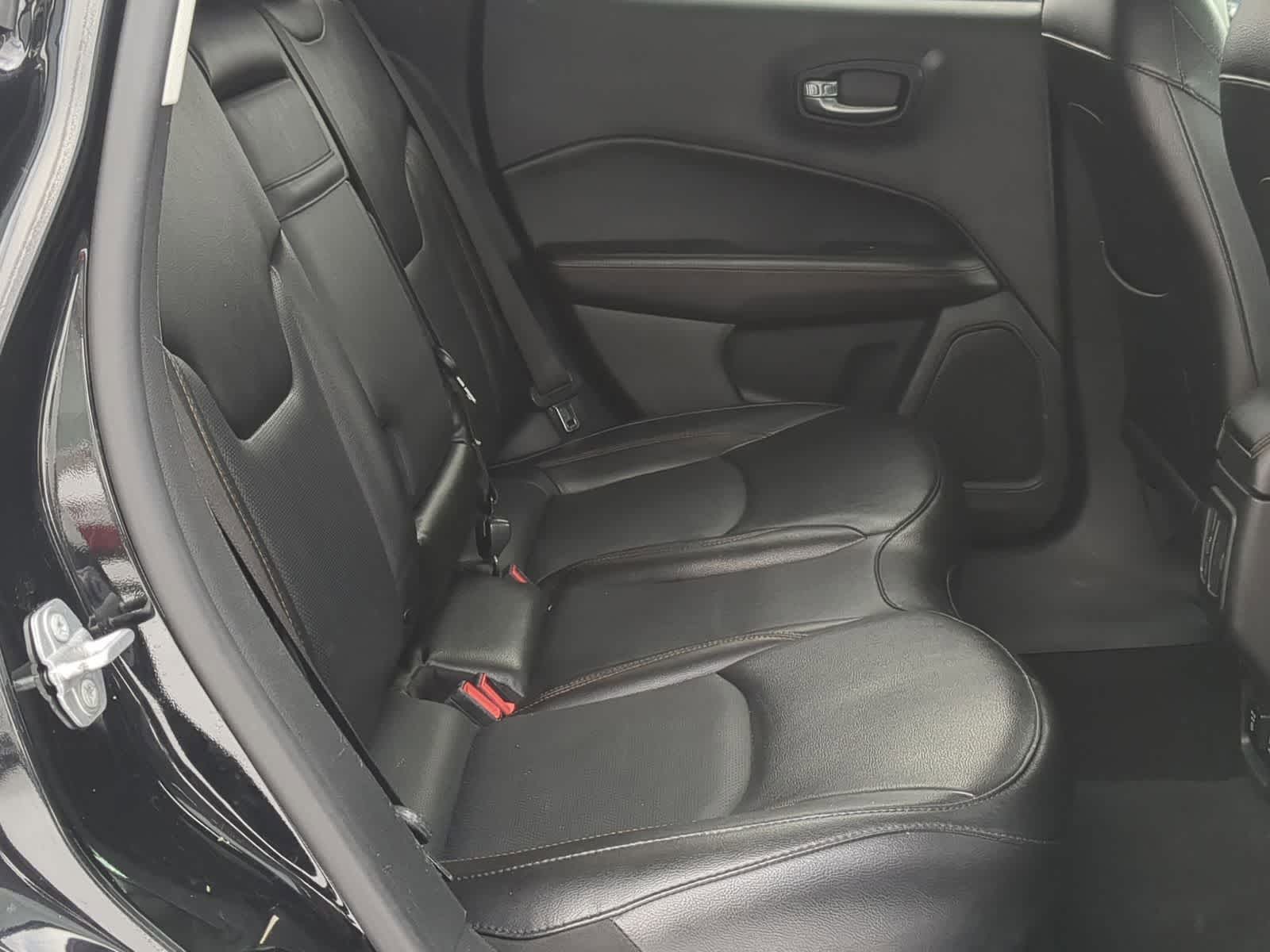 Thumbnail: 2020 Jeep Compass - 23