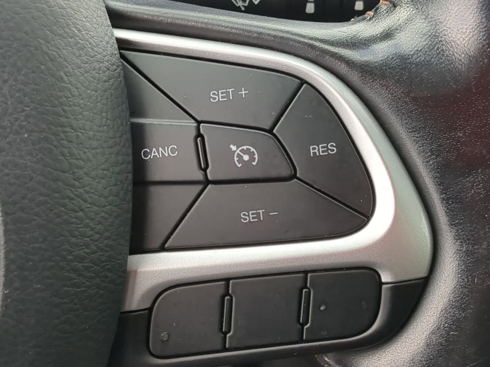 Thumbnail: 2020 Jeep Compass - 27