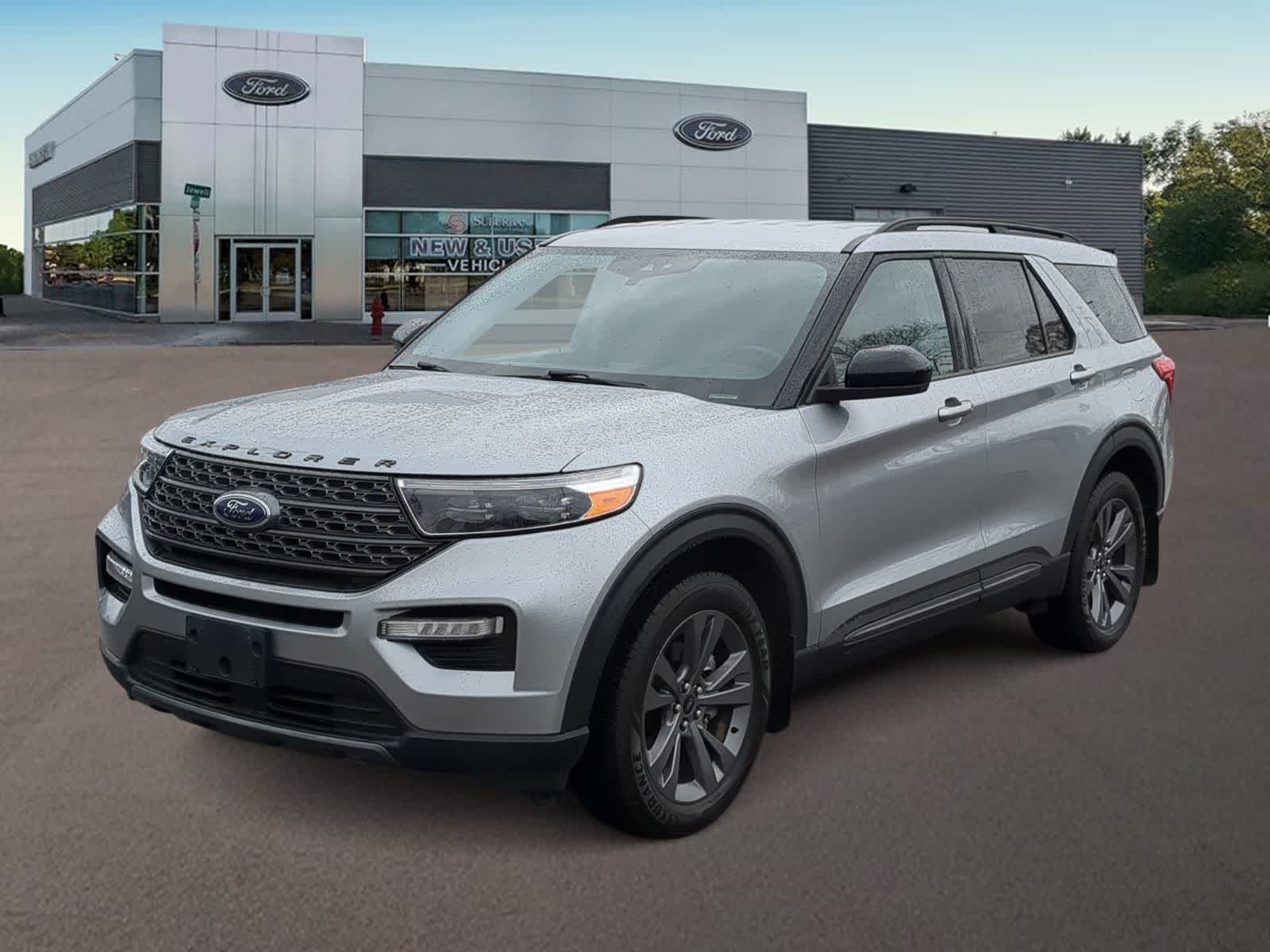 Thumbnail: 2022 Ford Explorer - 5