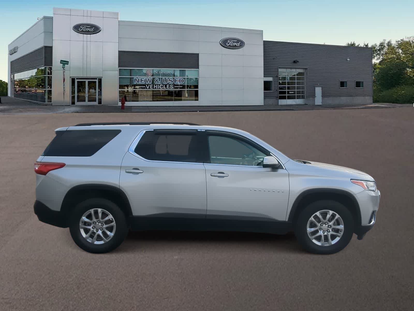 Thumbnail: 2019 Chevrolet Traverse - 12
