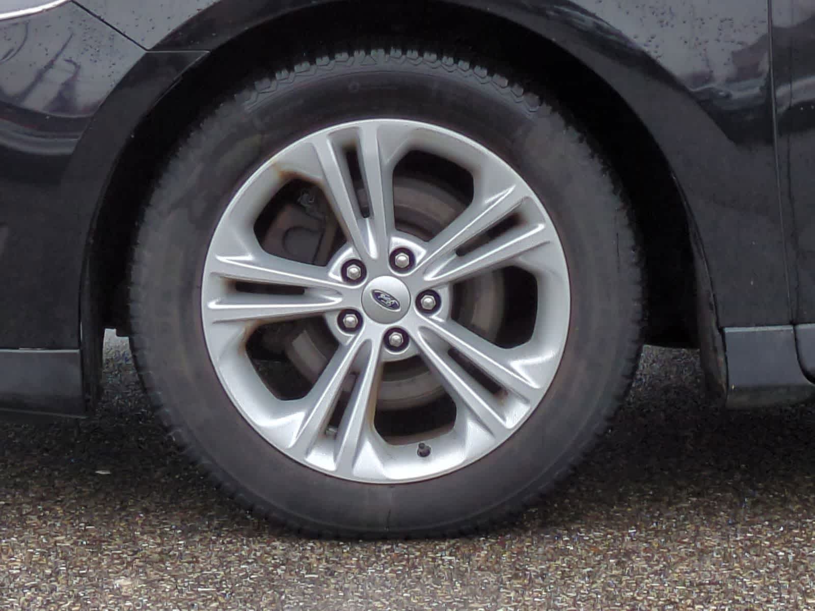 Thumbnail: 2018 Ford Taurus - 16