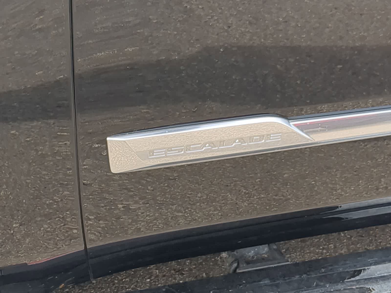 Thumbnail: 2016 Cadillac Escalade - 18