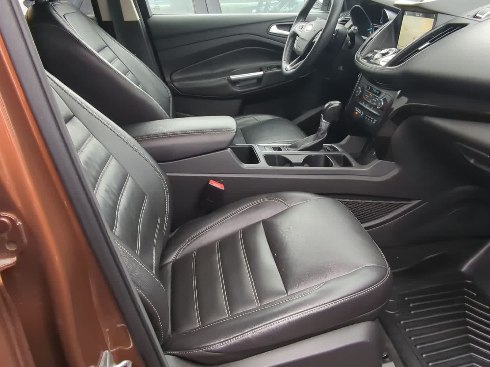 Thumbnail: 2017 Ford Escape - 26