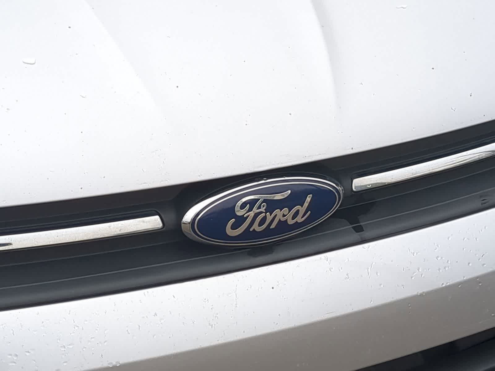 Thumbnail: 2016 Ford Escape - 16