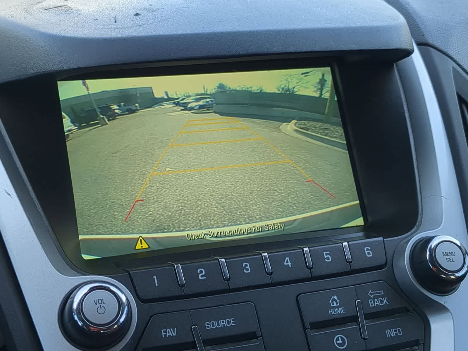 Thumbnail: 2017 Chevrolet Equinox - 32