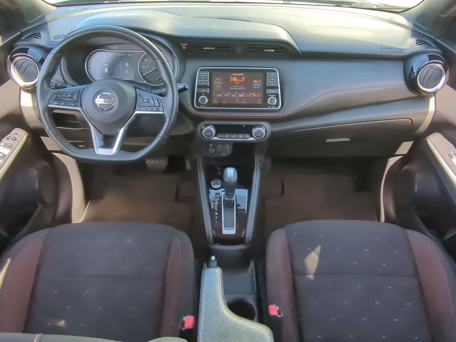 2020 Nissan Kicks SR 17
