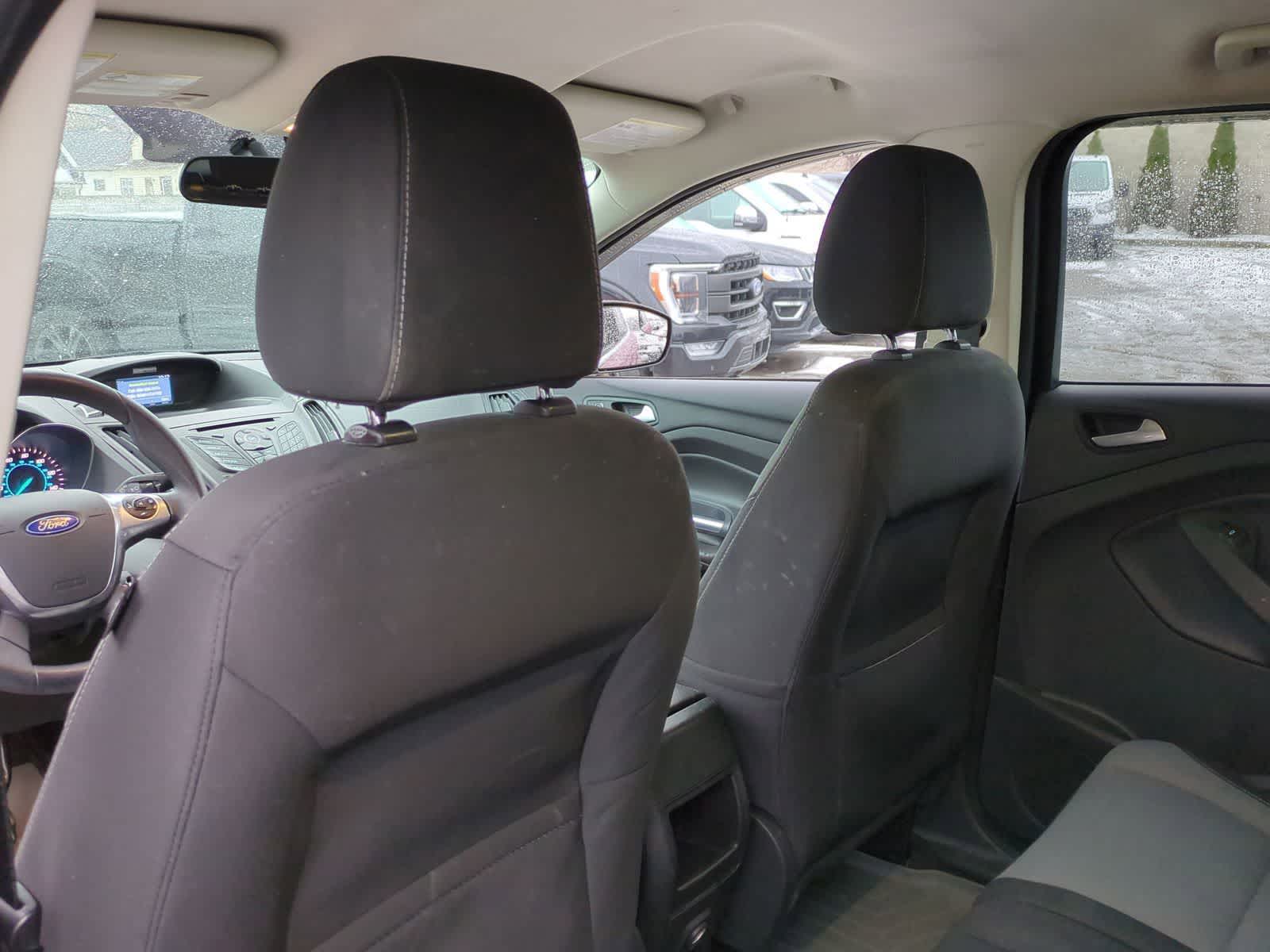 Thumbnail: 2015 Ford Escape - 21