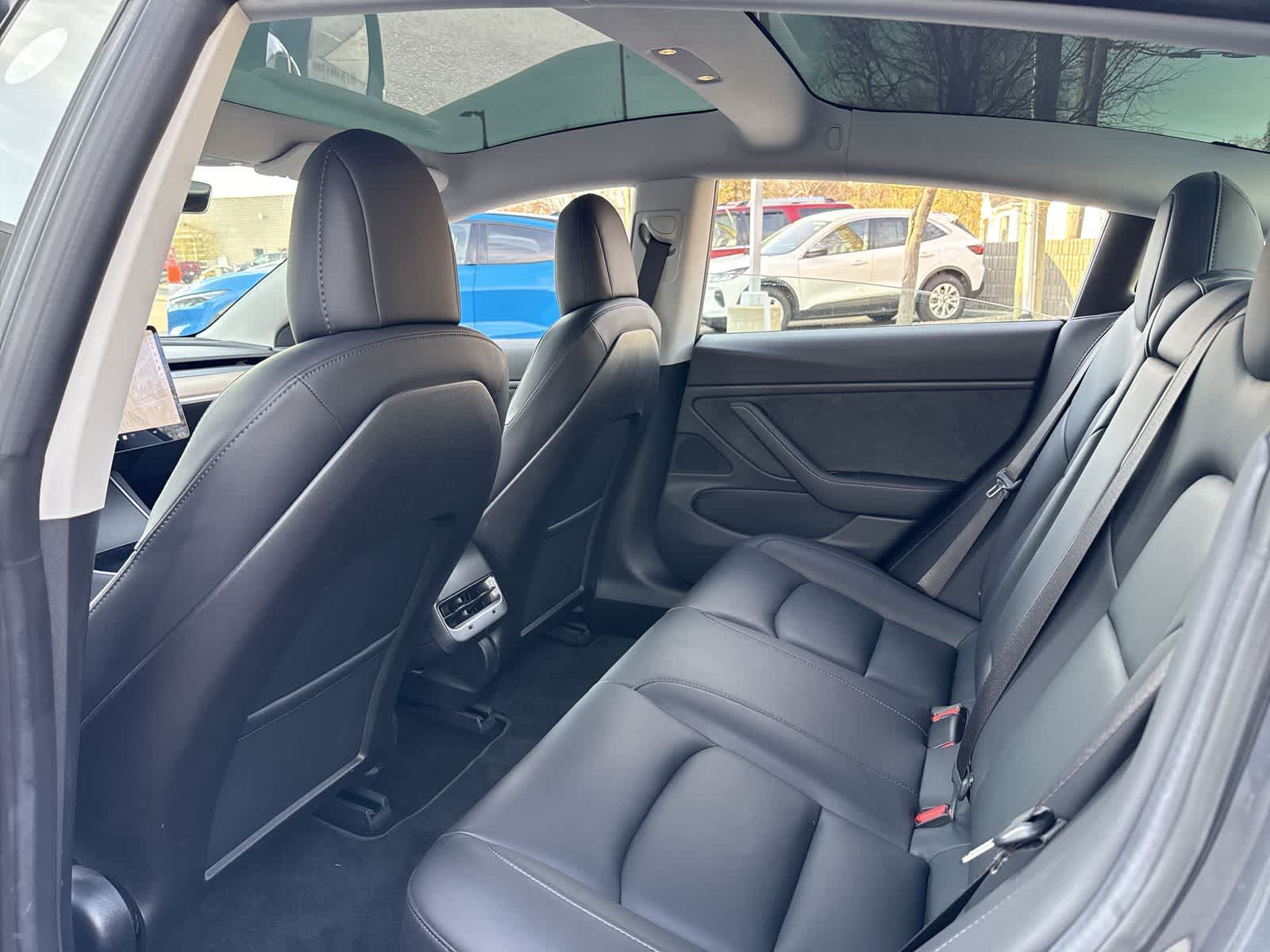 Thumbnail: 2018 Tesla Model 3 - 22