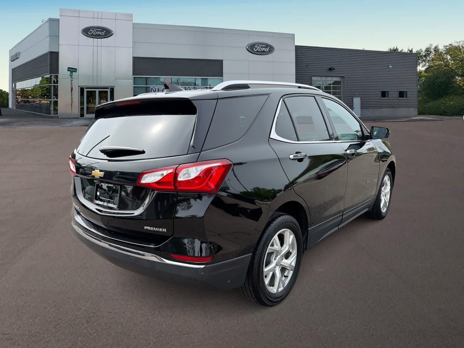 Thumbnail: 2019 Chevrolet Equinox - 10