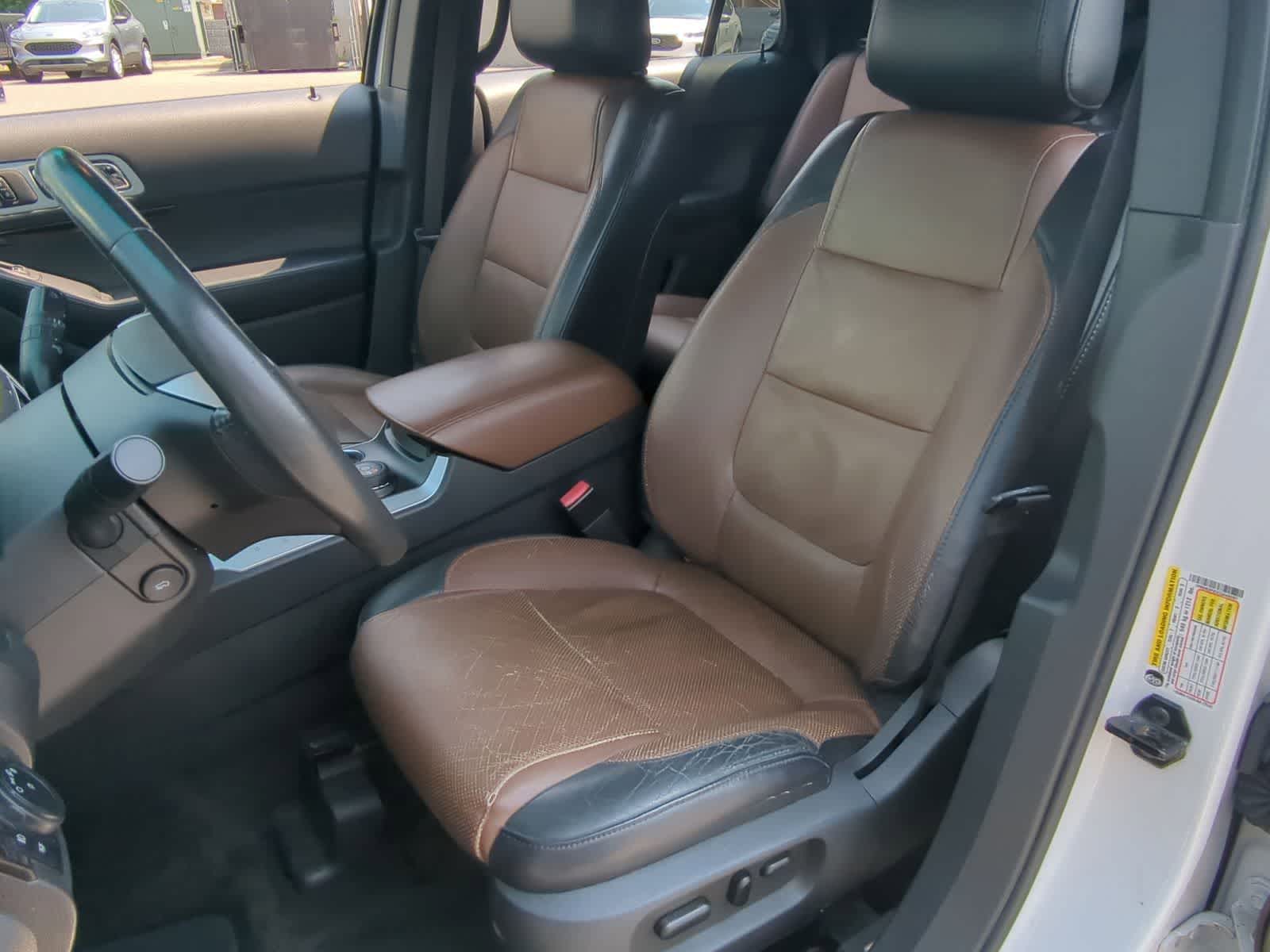 2012 Ford Explorer Limited 22