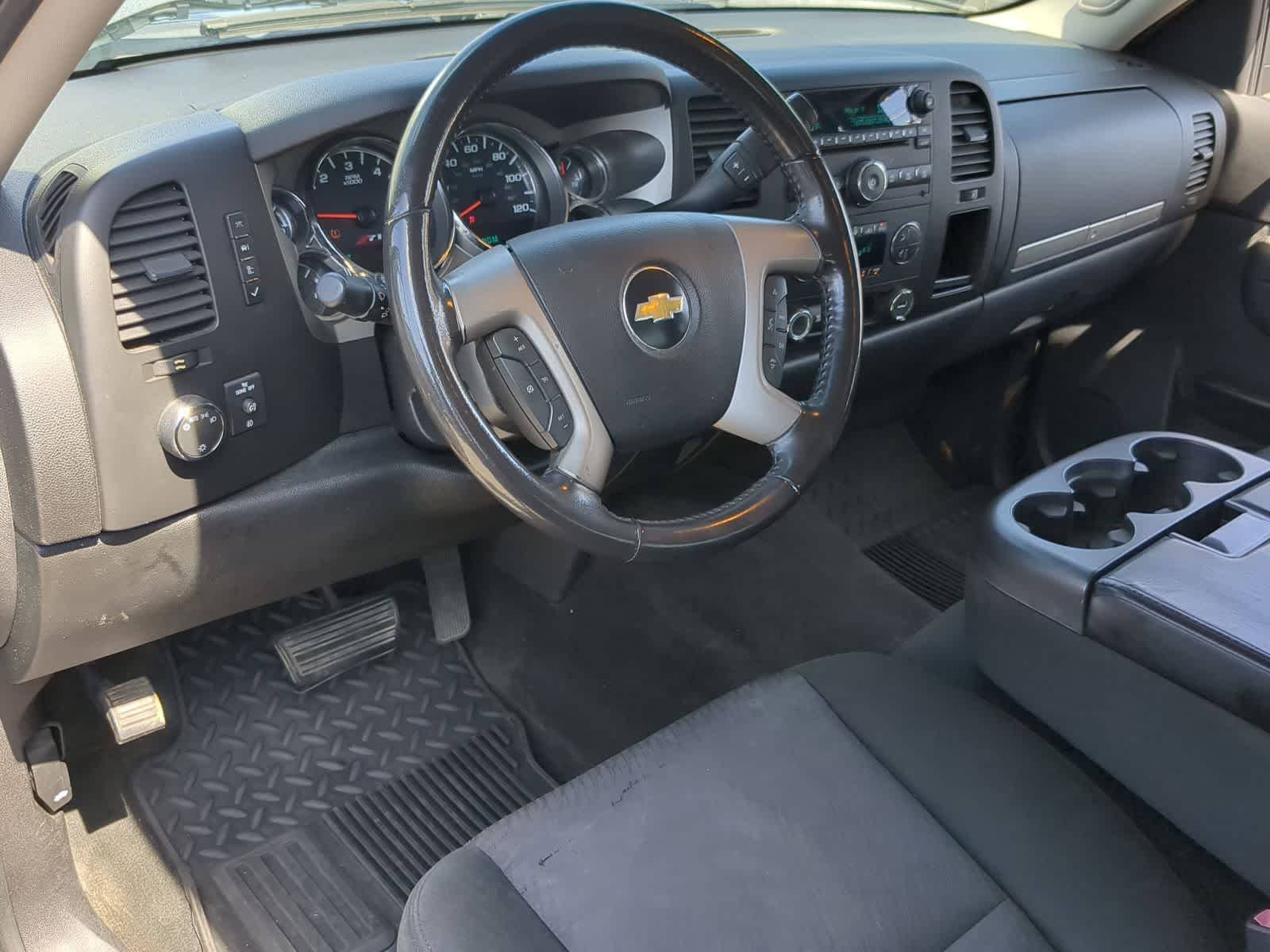 Thumbnail: 2011 Chevrolet Silverado 1500 - 14