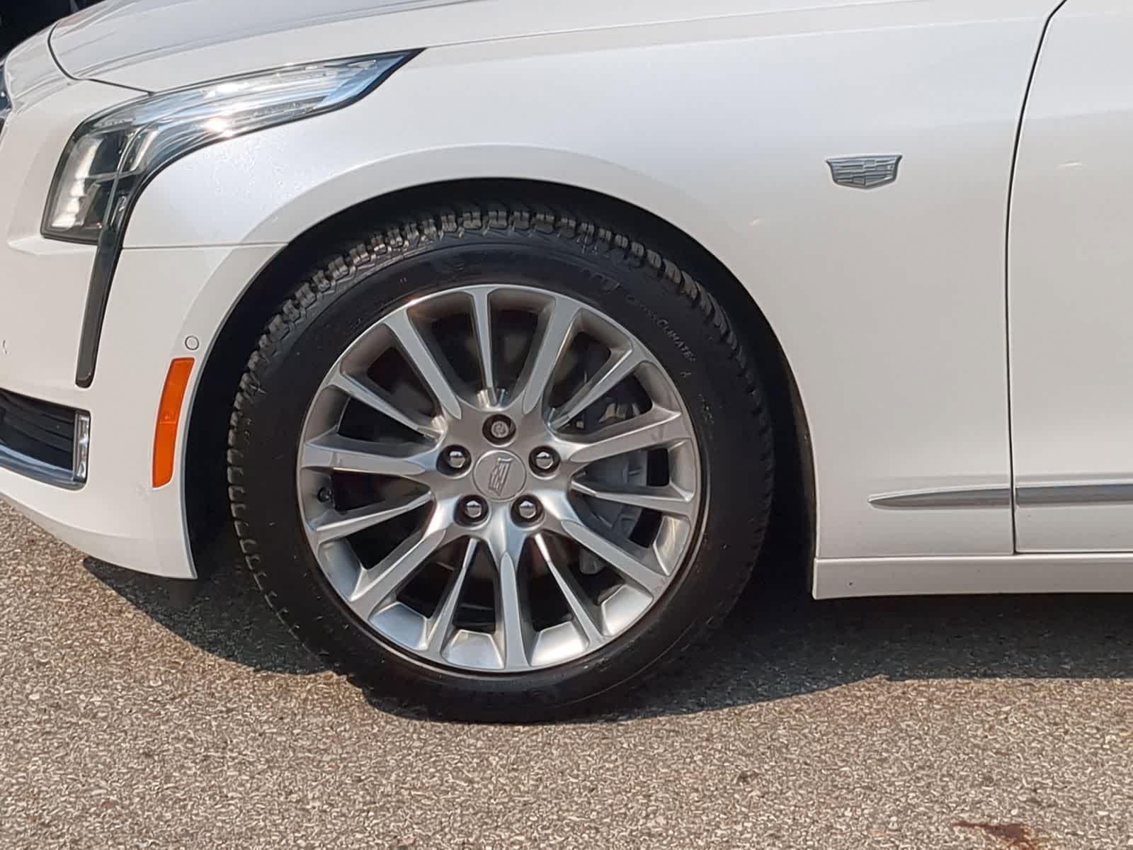Thumbnail: 2016 Cadillac CT6 - 19