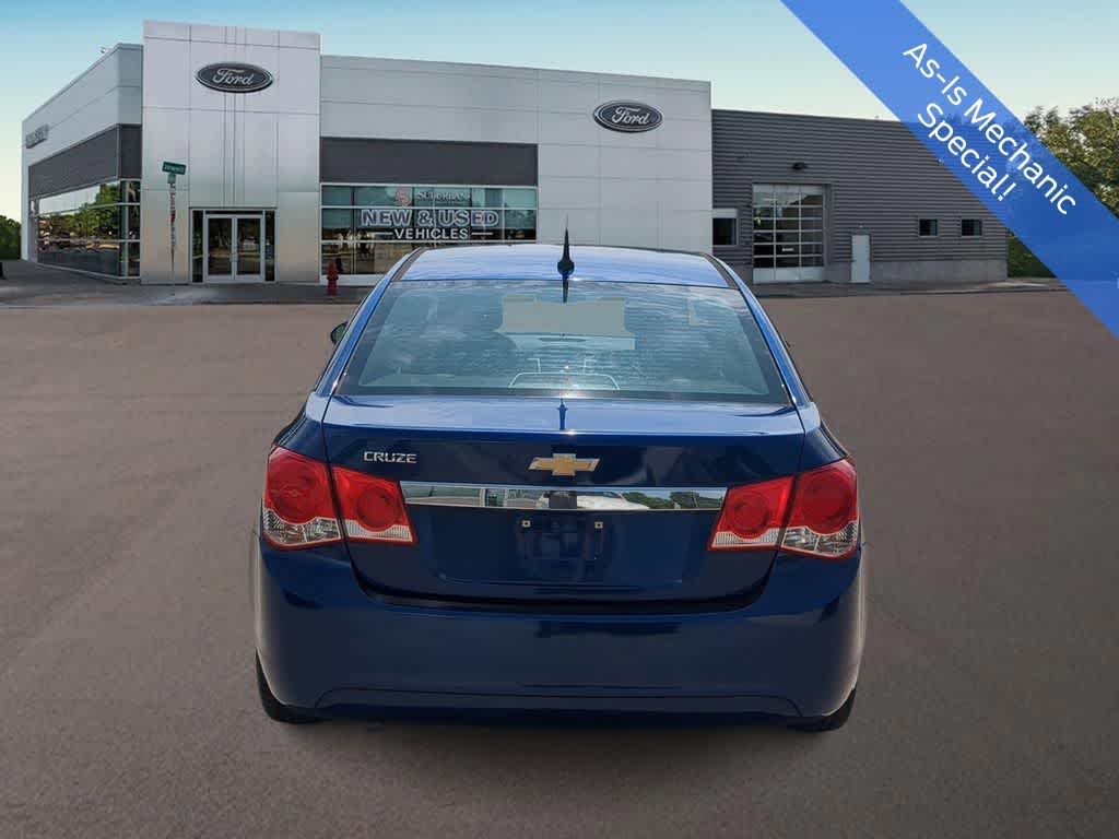 Thumbnail: 2013 Chevrolet Cruze - 8