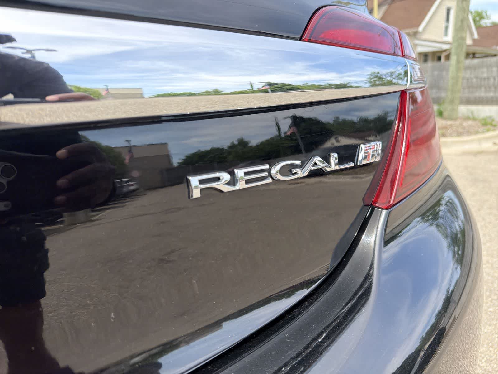 Thumbnail: 2016 Buick Regal - 17