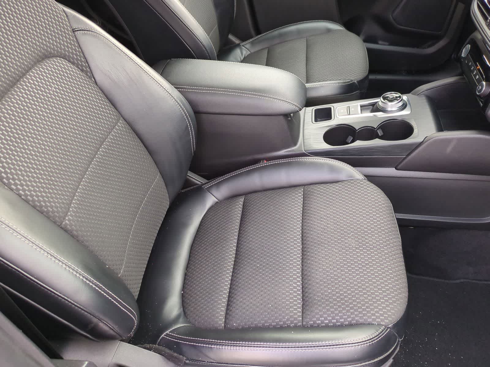 Thumbnail: 2023 Ford Escape - 25